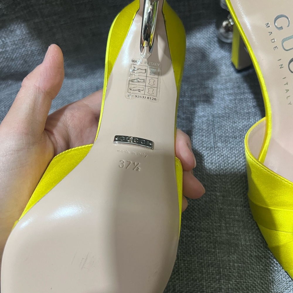 Gucci Yellow Satin Rose Mule Heels Size 37.5 - Picture 3 of 4
